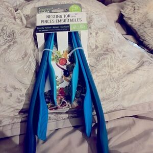 Set of nesting tongs